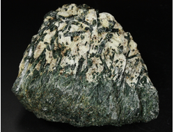 Актинолит в белом тальке, необработанный, дикий образец, Россия, Северный Кавказ, КЧР (105*87*58 мм, 791 г) №37777