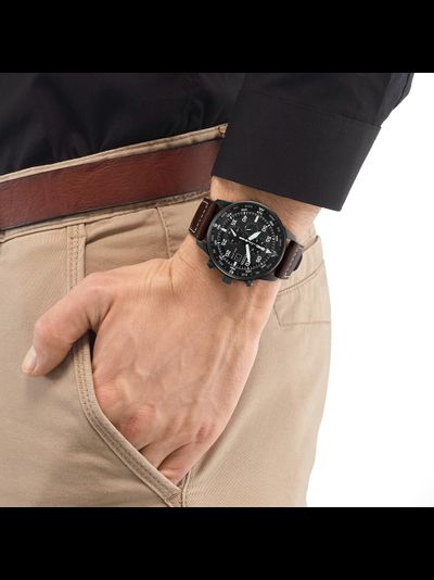 Наручные часы Citizen CA0695-17E