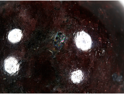 Редкость! Шар Гранат Альмандин с несколькими звездами астеризма на подставке из граната, Россия, Карелия (шар 41 мм, вес с подставкой 309 г) №37909