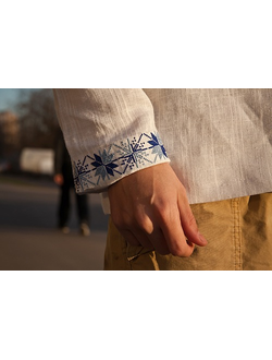 Русская льняная рубаха "Звёзды Рода (сине-голубые)", 44-60