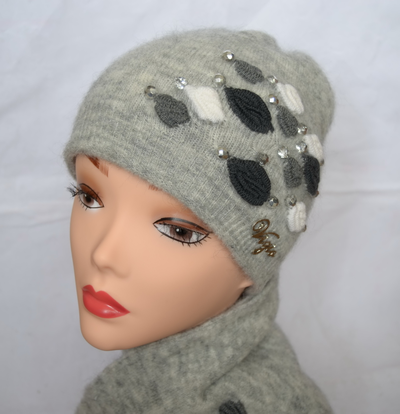 svetlo-seraya-shapka-i-sharf-italiya-vizio-5175