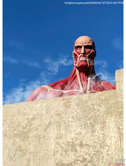 Фигурка Колоссальный титан (Colossus Titan Mega Sofvi)