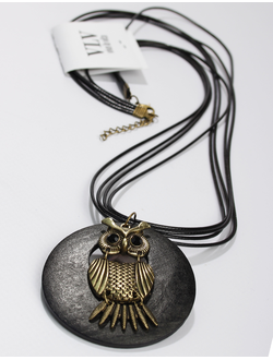 Подвеска "СОВА В ДЕРЕВЯННОМ КОЛЬЦЕ" чёрная, коричневая