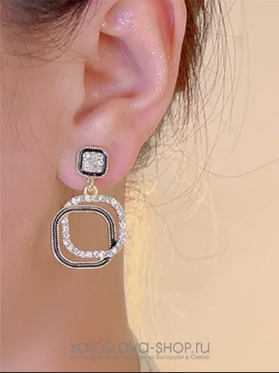 Клипсы квадрат в квадрате со стразами