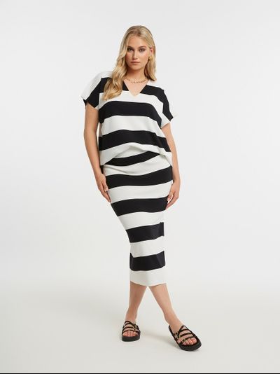 юбка трикотажная в эффектную полоску