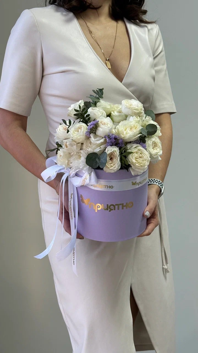 Цветочная композиция цветов на 8 марта № 741