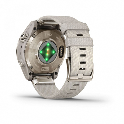 Умные часы Garmin Epix Pro Gen 2 Sapphire Edition 42 мм, золотистый корпус с нейлоновым ремешком сливочного цвета 010-02802-20