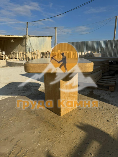 Столы  столешницы из полированного Гелинбатанского ракушечника