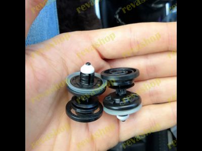 Заклепки зажимы крепёж для обшивки дверей VW