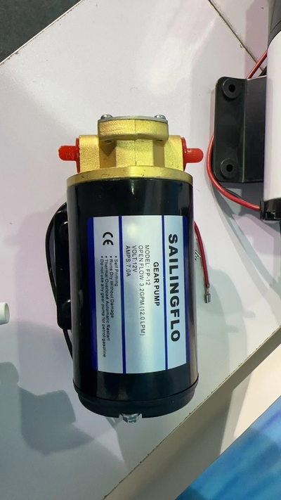 Sailingflo FP-12 - насос шестеренчатый, 12В