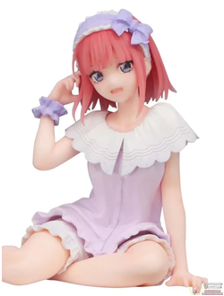 Фигурка Нино Накано (Nino Nakano Kutsurogi Roomwear ver. Noodle Stopper)