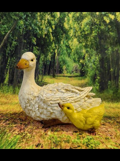 Гусь с гусёнком 30*25см    0,8кг   полистоун Россия 1149/012677*