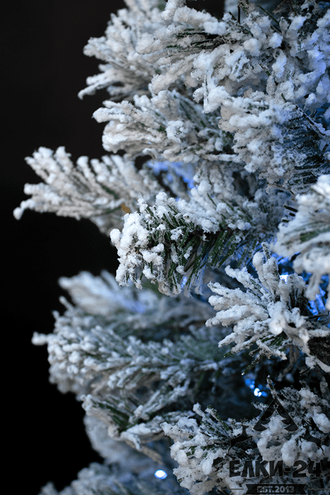 Искусственная елка Сибирская светодиодная 150 см заснеженная