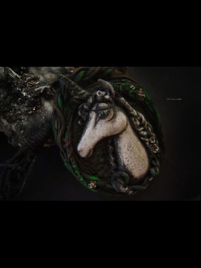 Короткое колье "Единорог. Сказки Сумеречного леса"