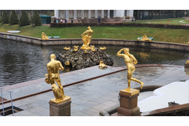 Петергоф и парк с фонтанами. Ораниенбаум
