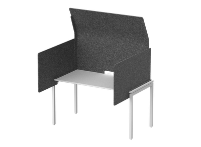 Кабина с высоким экраном-парусом и выступающими боковыми стенками