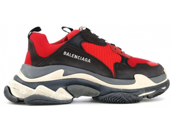 Balenciaga Triple S красные с черным