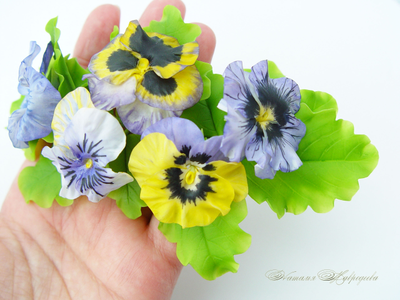 Заколка/ободок/зажим "Анютины глазки". Цветы из полимерной глины.
