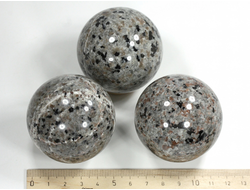 Шар Йооперлит в ассортименте, светится в УФ, США (53-54 мм, 210-225 г) №29656