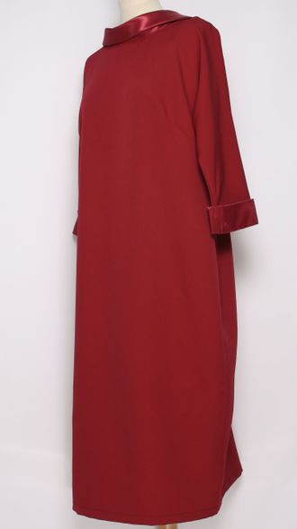 ПЛАТЬЕ "ДЕКОЛЬТЕ СЗАДИ" красное р.46-50