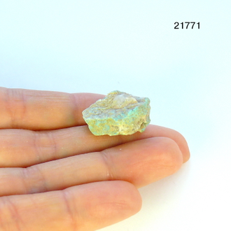 Бирюза натуральная (необработанная) Казахстан арт.21771: 4,3г - 19*18*11мм