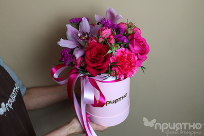 Цветочная композиция на 8 марта № 717