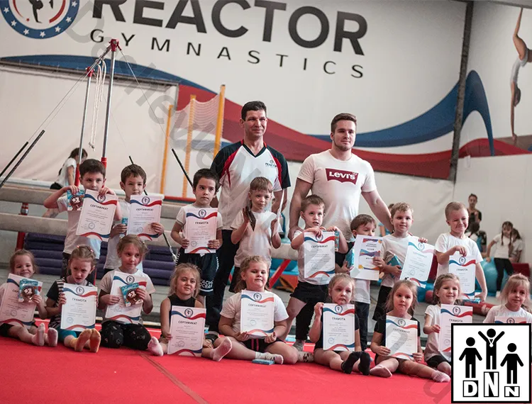 Помост гимнастический на пружинной основе. Томск,  Реактор