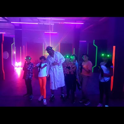 День рождения в лазертаге с танцполом и банкетным залом в Петрозаводске на 3 часа