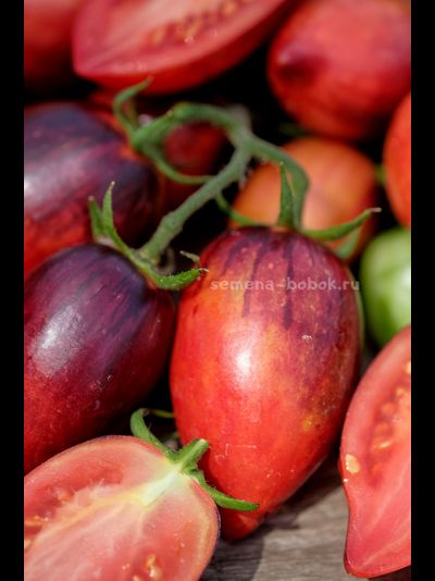 Томат Загадка Клубничного Водопада