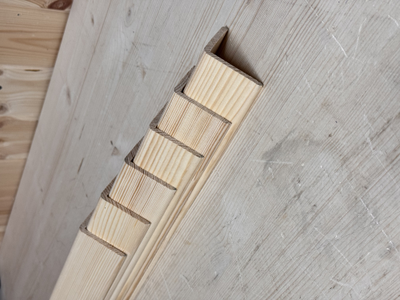 Угол деревянный клеёный 90х90 мм (3 метра)