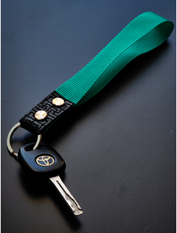 БРЕЛОК-РЕМУВКА ДЛЯ КЛЮЧЕЙ АВТОМОБИЛЯ EMERALD 18 СМ