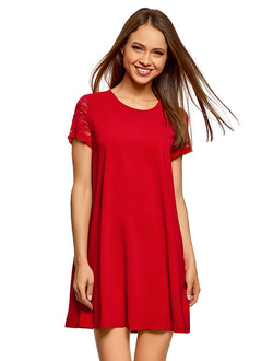 Красное платье мини с кружевом