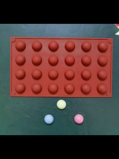 Силиконовая форма полусфера d-2,8 см, 24 ячейки