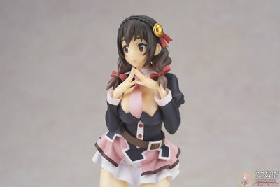 Фигурка 1/8 Юн-юн (Yunyun)