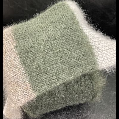 IGEA art. ASTRO 50% кид мохер 3% шерсть 47% РА 1000 м/100 гр цв. Олива