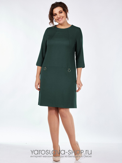 Платье женское полуприлегающего силуэта в изумрудном оттенке