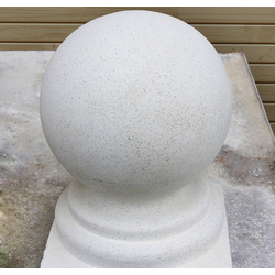 Шар из камня