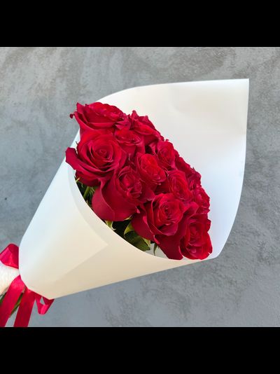 Букет красных роз Эквадор премиум 15 шт
