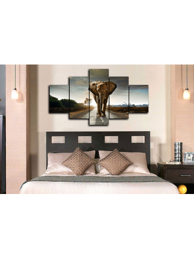 Модульная картина "Слон на тропе"