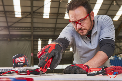 Перчатки Milwaukee с защитой от удара