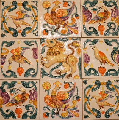 Павлин (фасадный изразец)