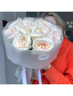 БУКЕТ ИЗ 11 ПИОНОВИДНЫХ РОЗ WHITE OHARA