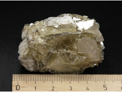 Мусковит, необработанный "дикий" образец, Бразилия (49*32*32 мм, 66 г) №36382