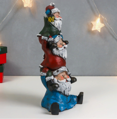 Новогодний сувенир с подсветкой "Гномики с фонариками - куча мала" 29,5х14,5х11,5 см