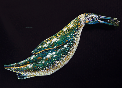 Брошь с сапфиром из серии Заполярных пингвинов