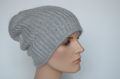 Серая шапка из альпака и мохера