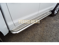 Пороги с площадкой 60,3 мм ТСС для JAC T8 Pro 2020-