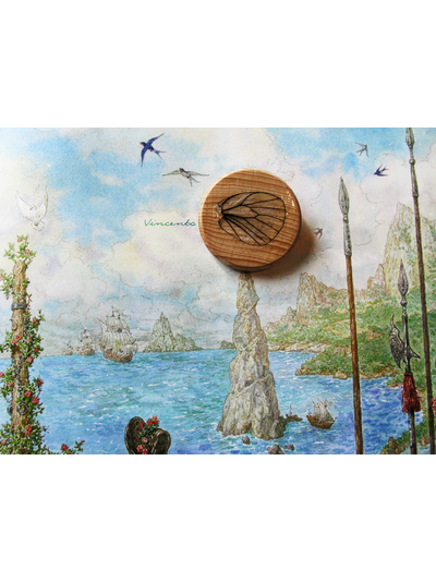 Сказание о бабочке. Деревянная брошь с крылом бабочки, эко-украшение