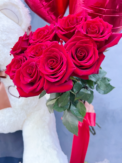 Подарочный набор №15 - Плюшевый мишка 120 см, Шары сердца 2, букет красных роз Эквадор