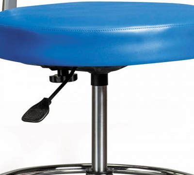 Стул медицинский с опорой для ног AR-Z64F